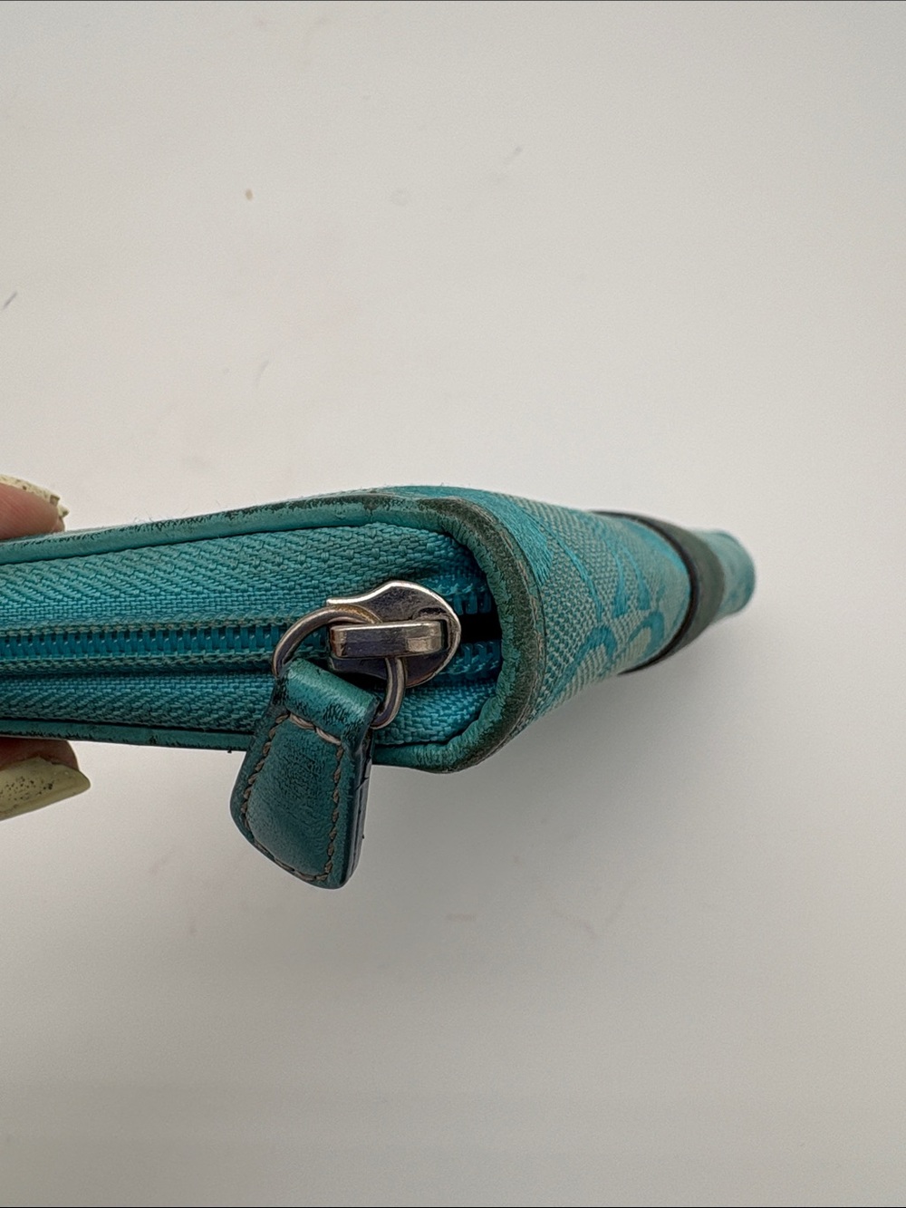 Coach Signature Blue Canvas Suede Zip Around Wallet BLEMISH - Picture 3 of 6
